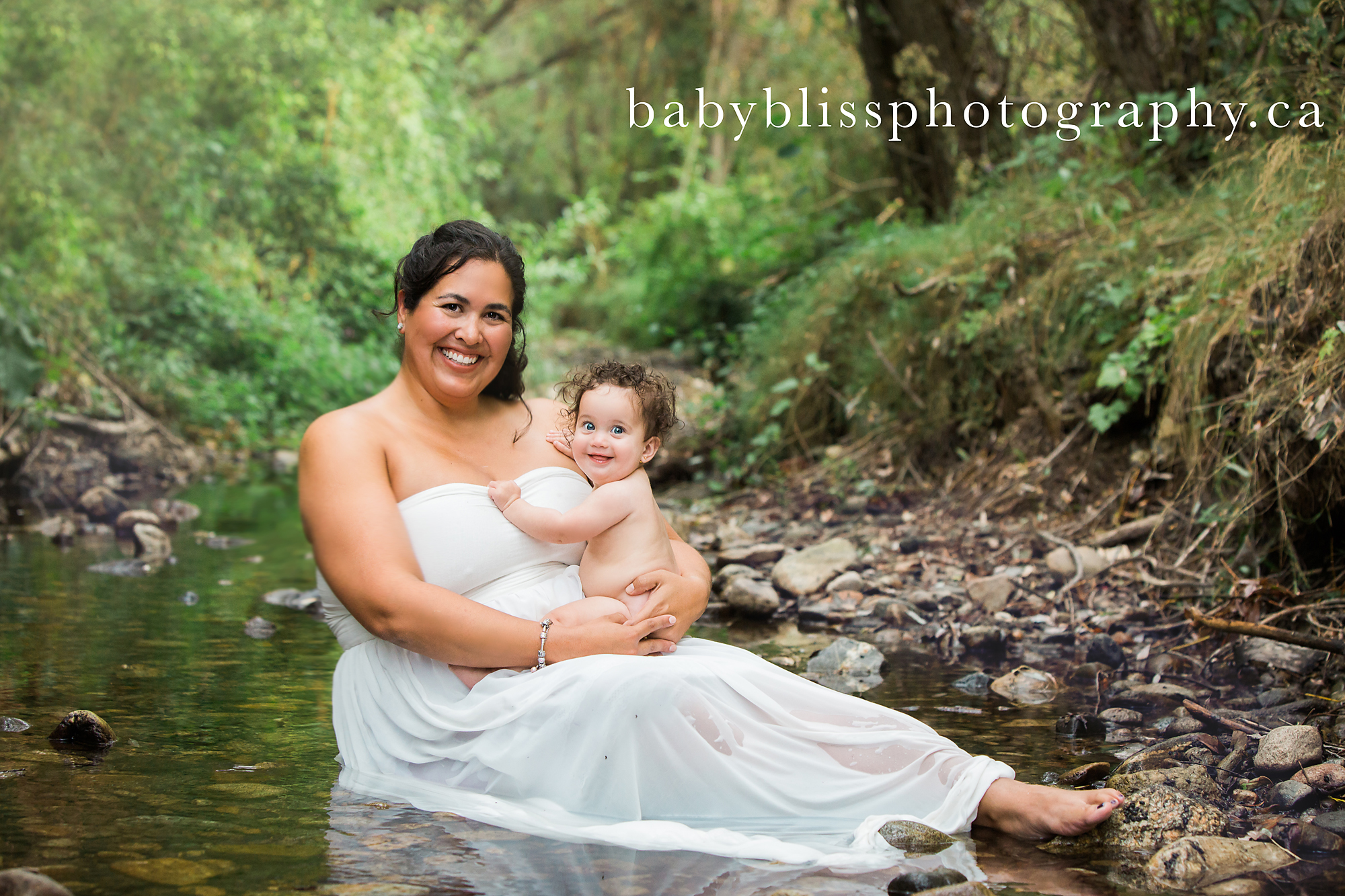 Baby Photographer in Vernon | Baby Bliss Photography | www.babyblissphotography.com